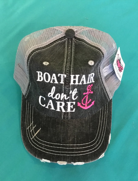 Hat, boat hair don’t care