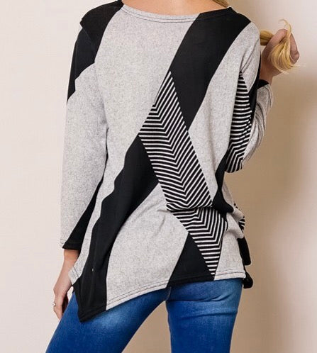 Black & grey 3/4 sleeve striped top