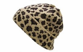 Leopard trim knit beanie