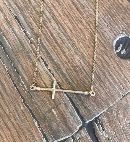 Cross necklace set