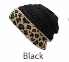 Leopard trim knit beanie