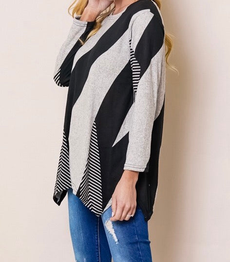 Black & grey 3/4 sleeve striped top