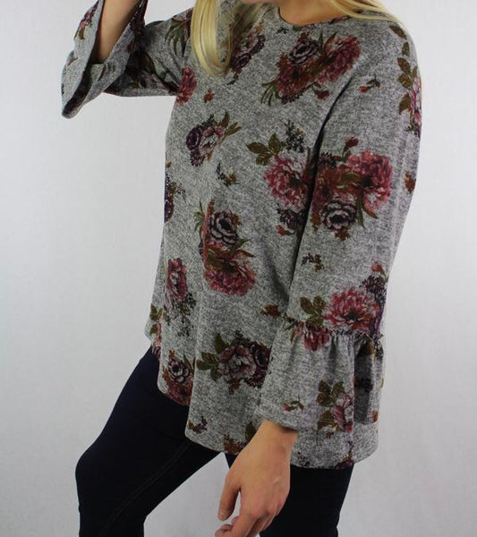 Plus gray floral bell sleeve top