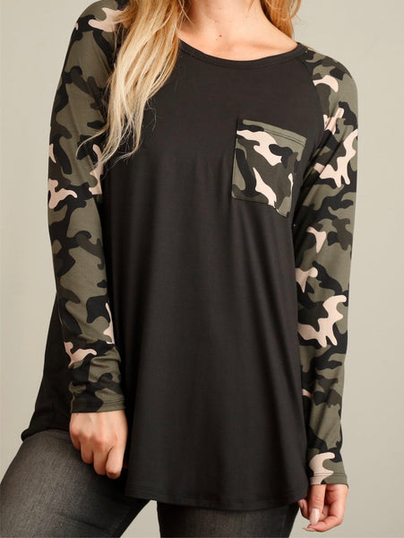 Black & camo raglan