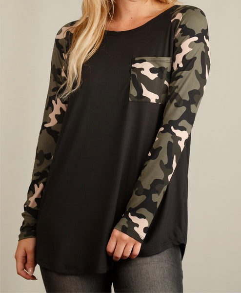 Black & camo raglan