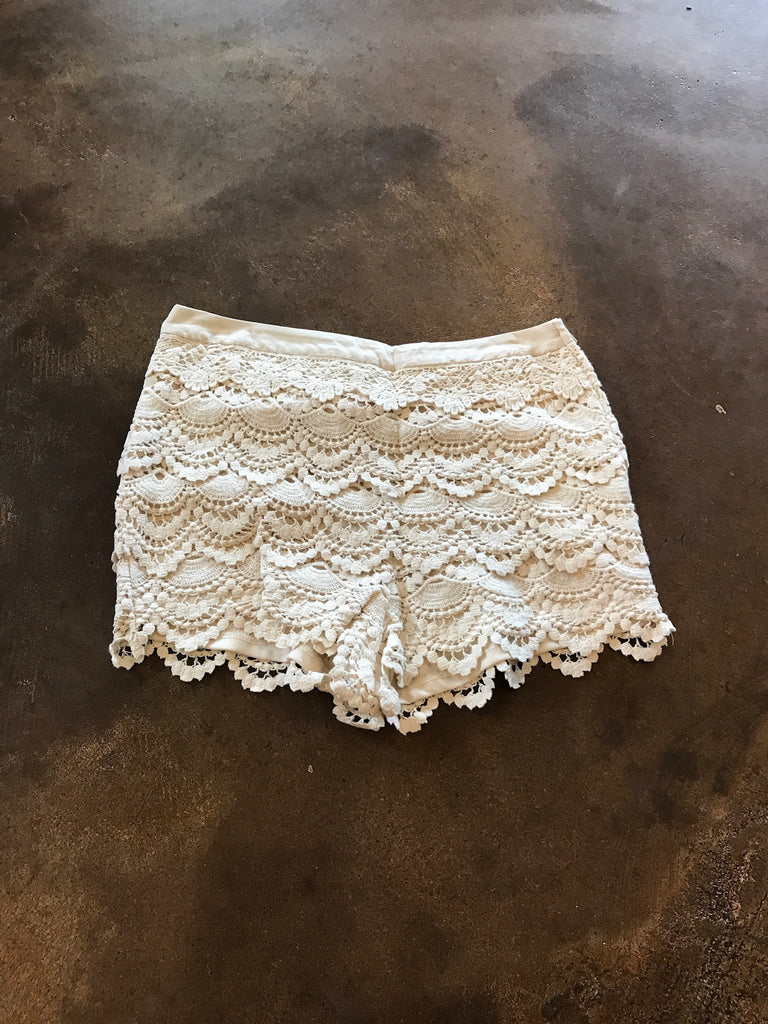 Shorts, beige crochet